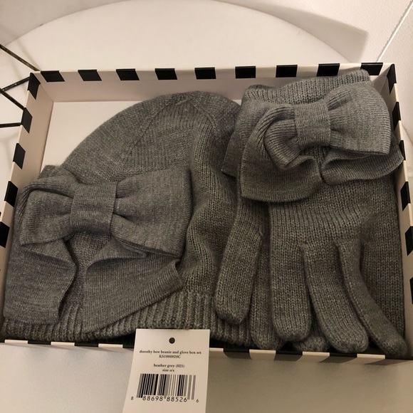 FINAL✨Kate spade beanie/glove gift set NIB - Picture 2 of 4